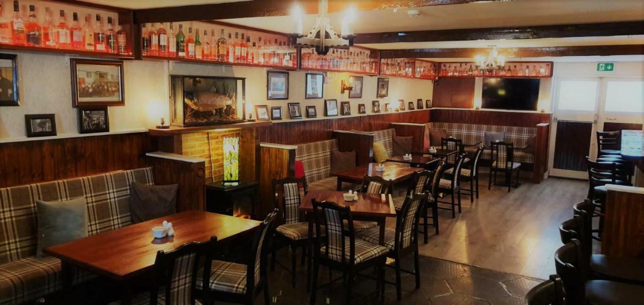 Danagher'S Hotel Cong Kültér fotó